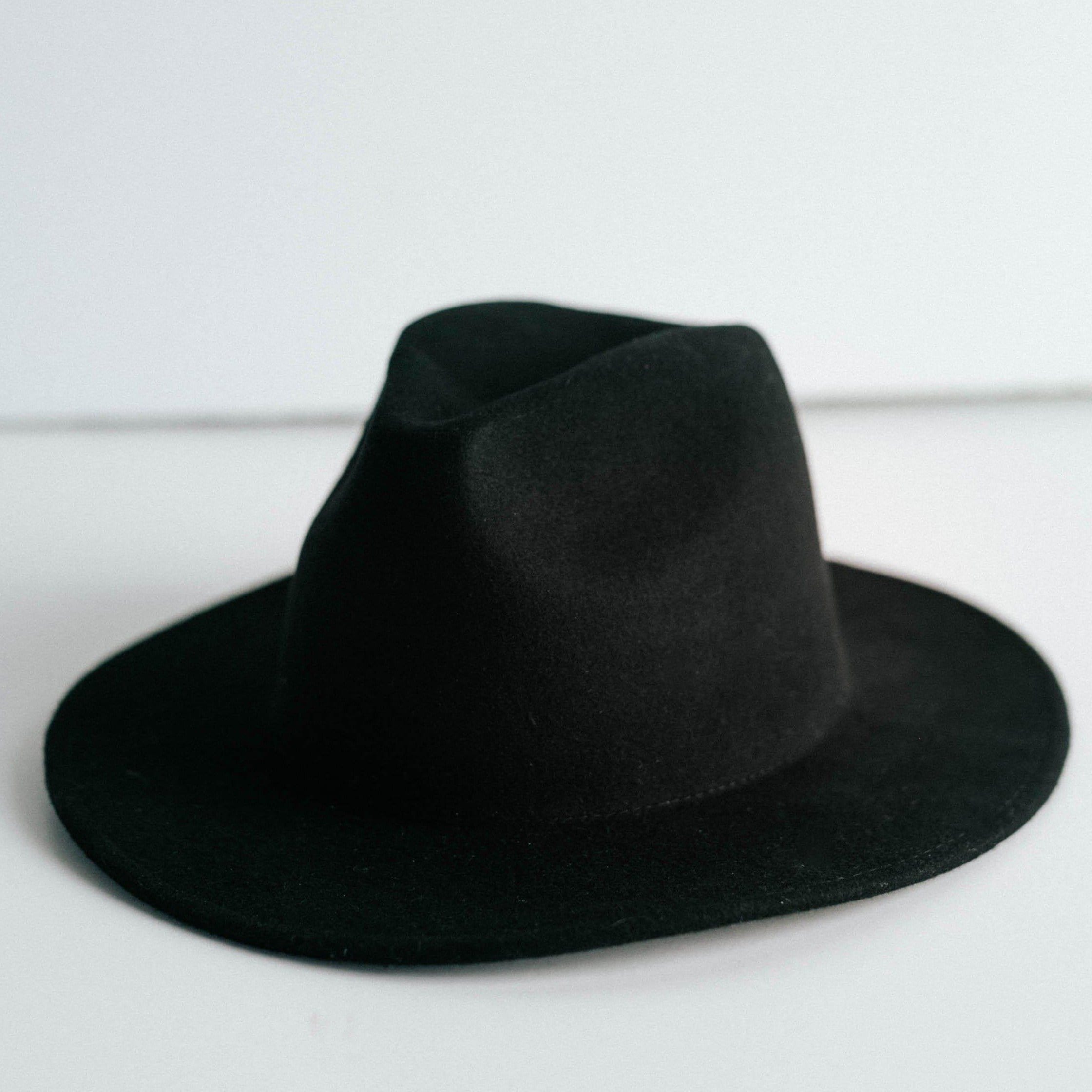 Leo Wavy Fedora - Black DISCONTINUED