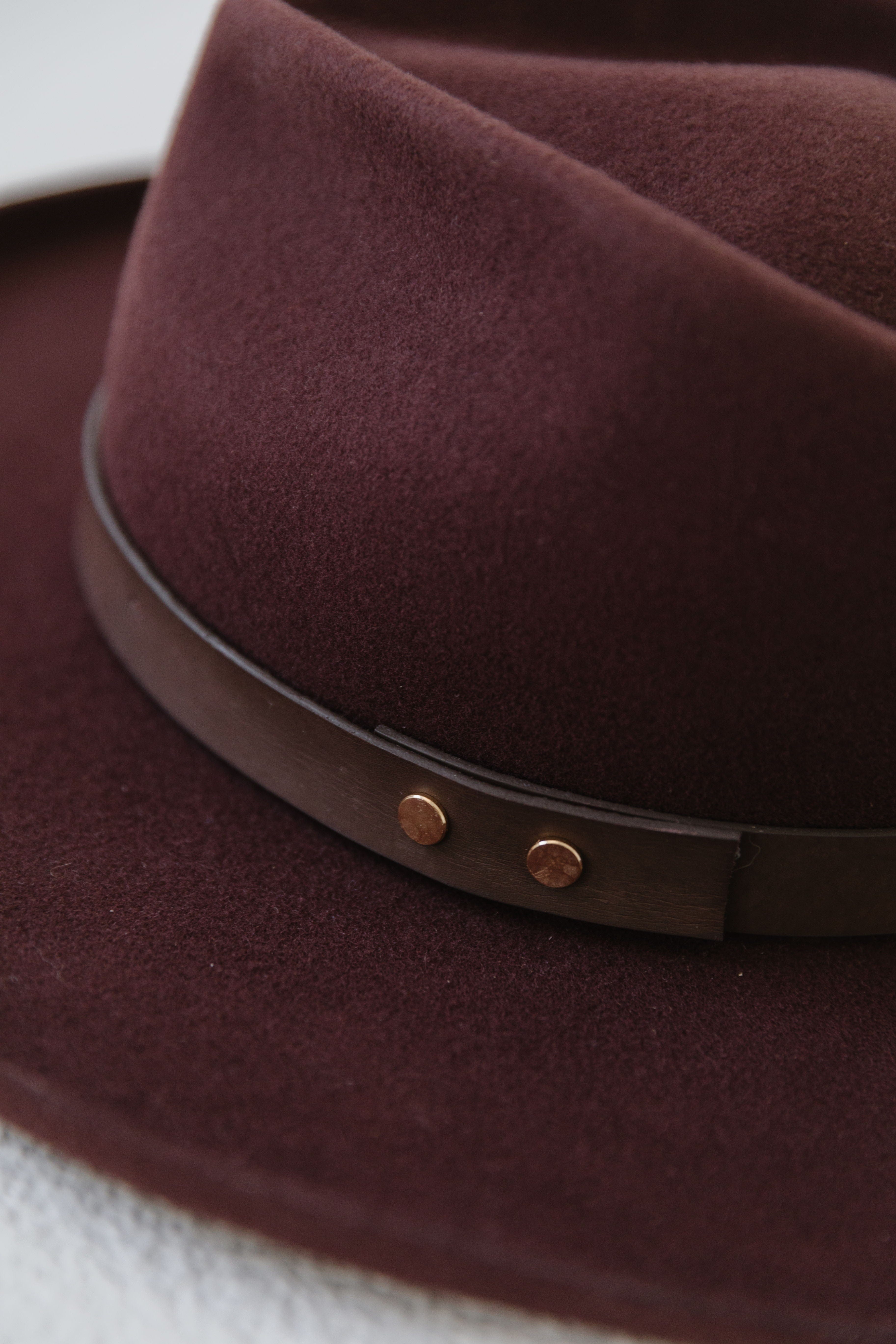 Luca Pencil Brim Teardrop Fedora - Dark Cherry Blemished