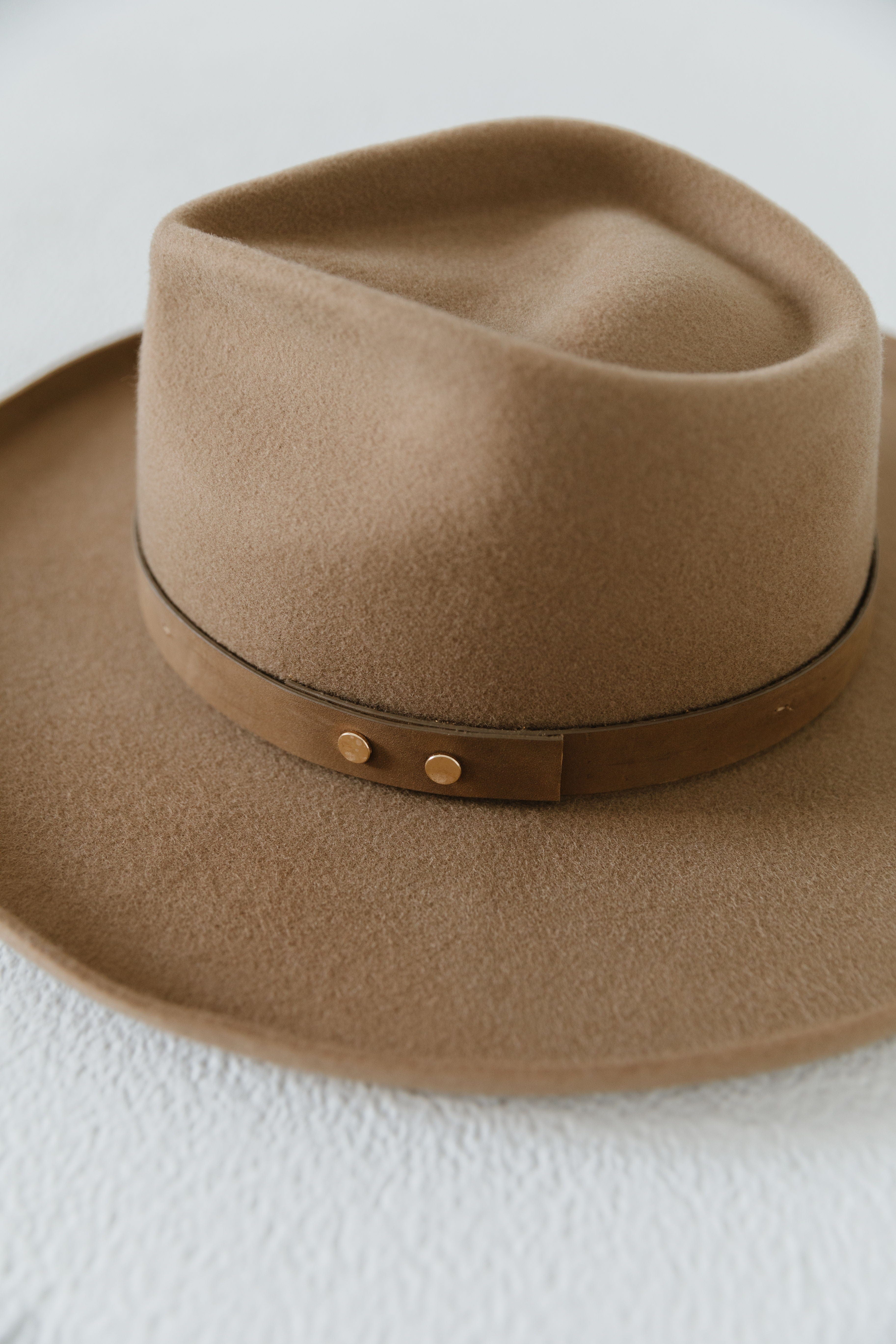 Luca Pencil Brim Teardrop Fedora - Tan BLEMISHED