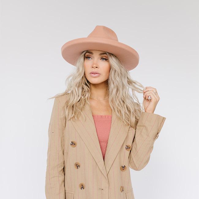 The Cara Loren Pencil Brim Hat - Dusty Pink BLEMISHED