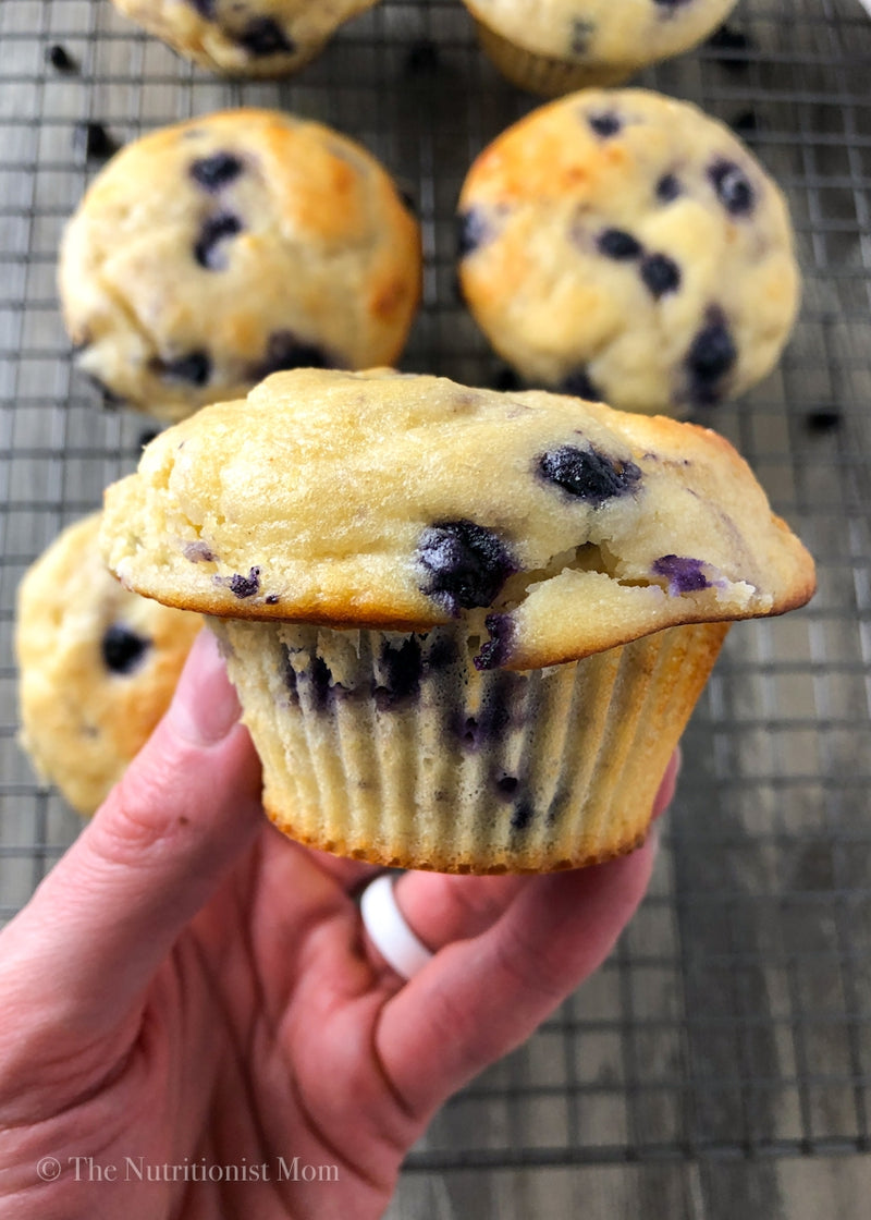 BLUEBERRY PROTEIN MUFFINS - Nutritionist Mom