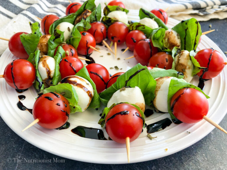 EASY CAPRESE SKEWERS - Nutritionist Mom