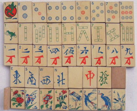 French mahjong set designed by Arkmel featuring birds and reptile mahjong tiles