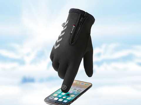 Die Outdoor-Handschuhe für den Spaziergang mit Ihrem Hund im kalten Winter.