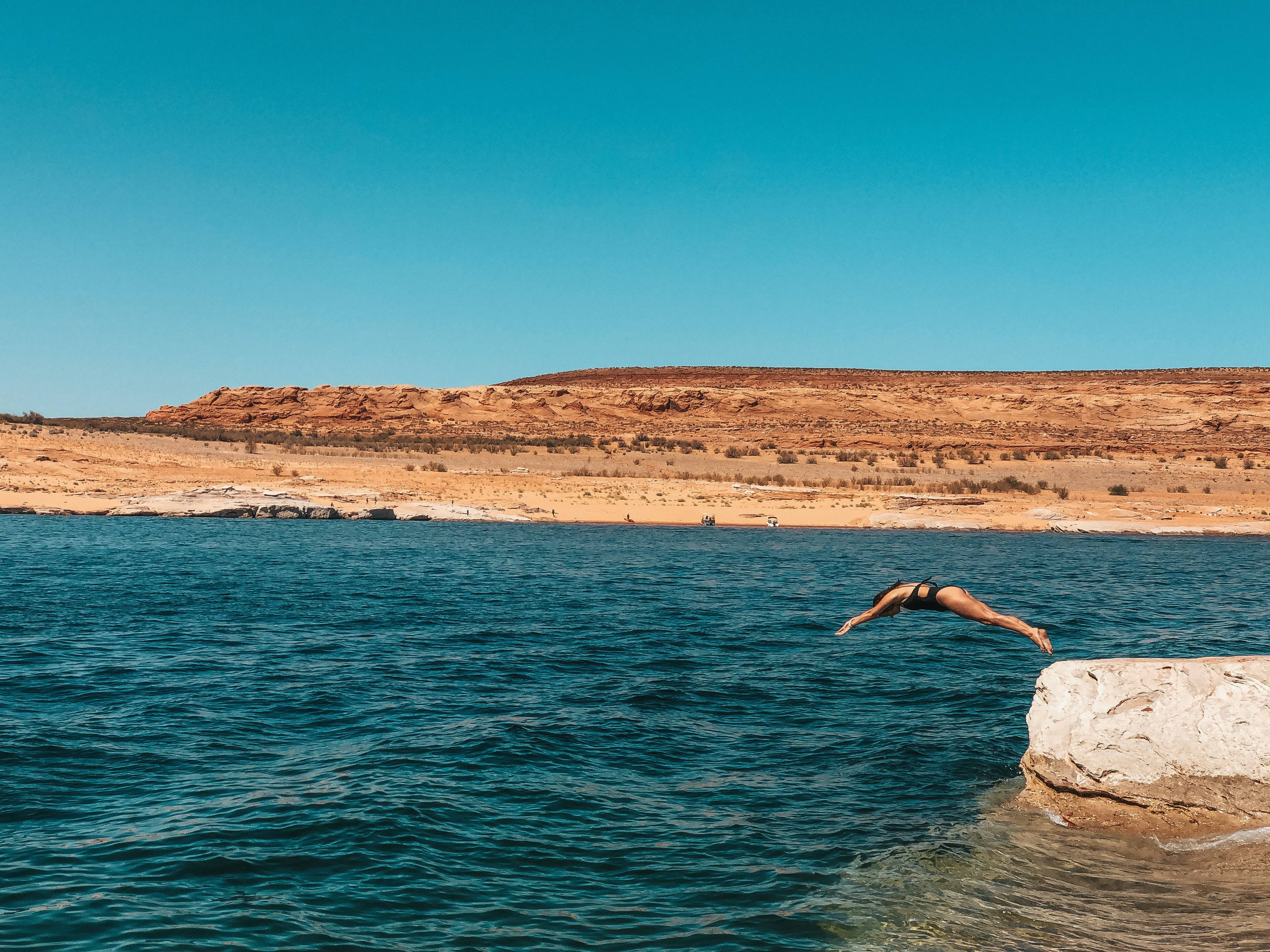 diving into lake powell