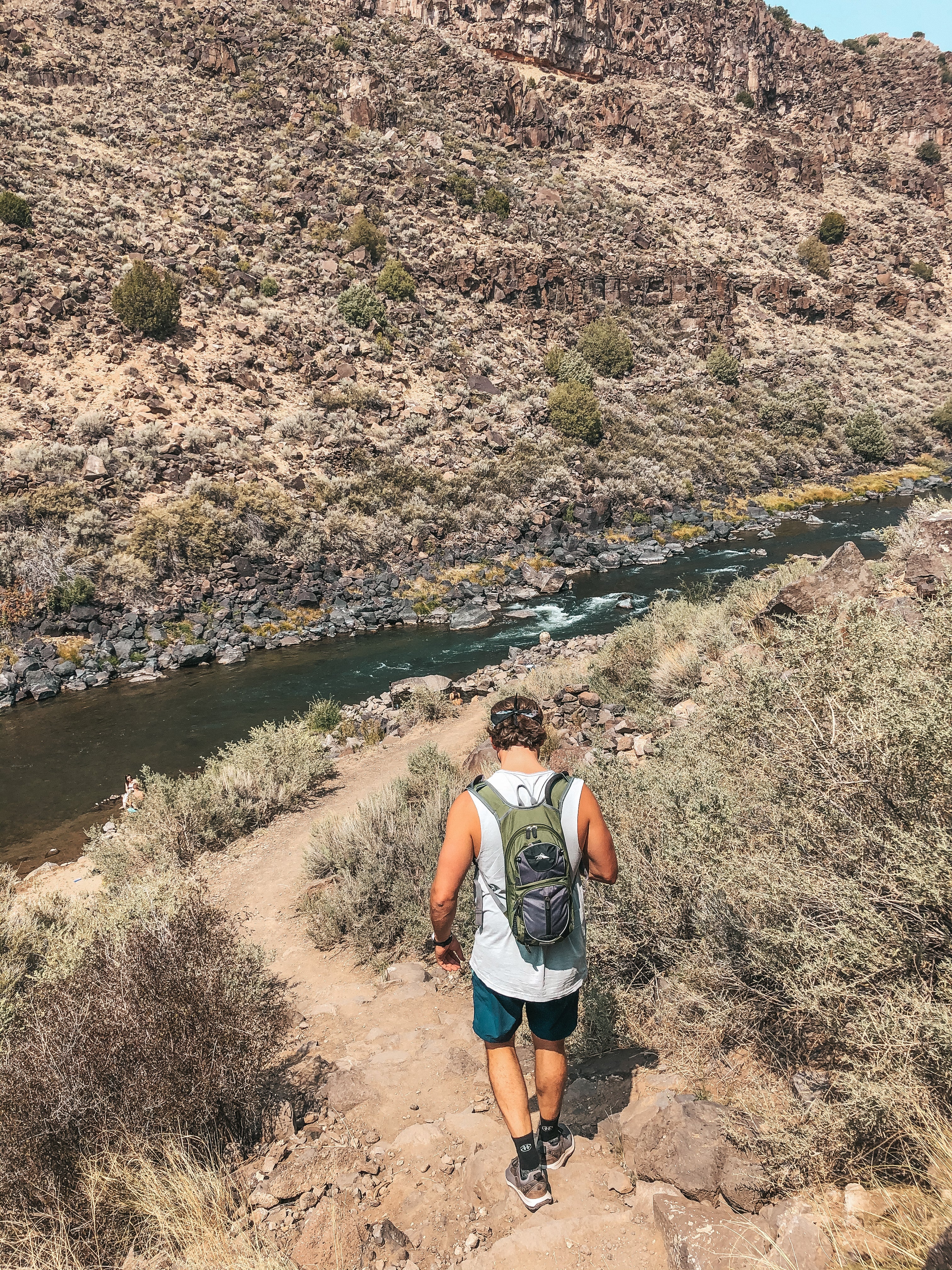 trail to manby hot springs