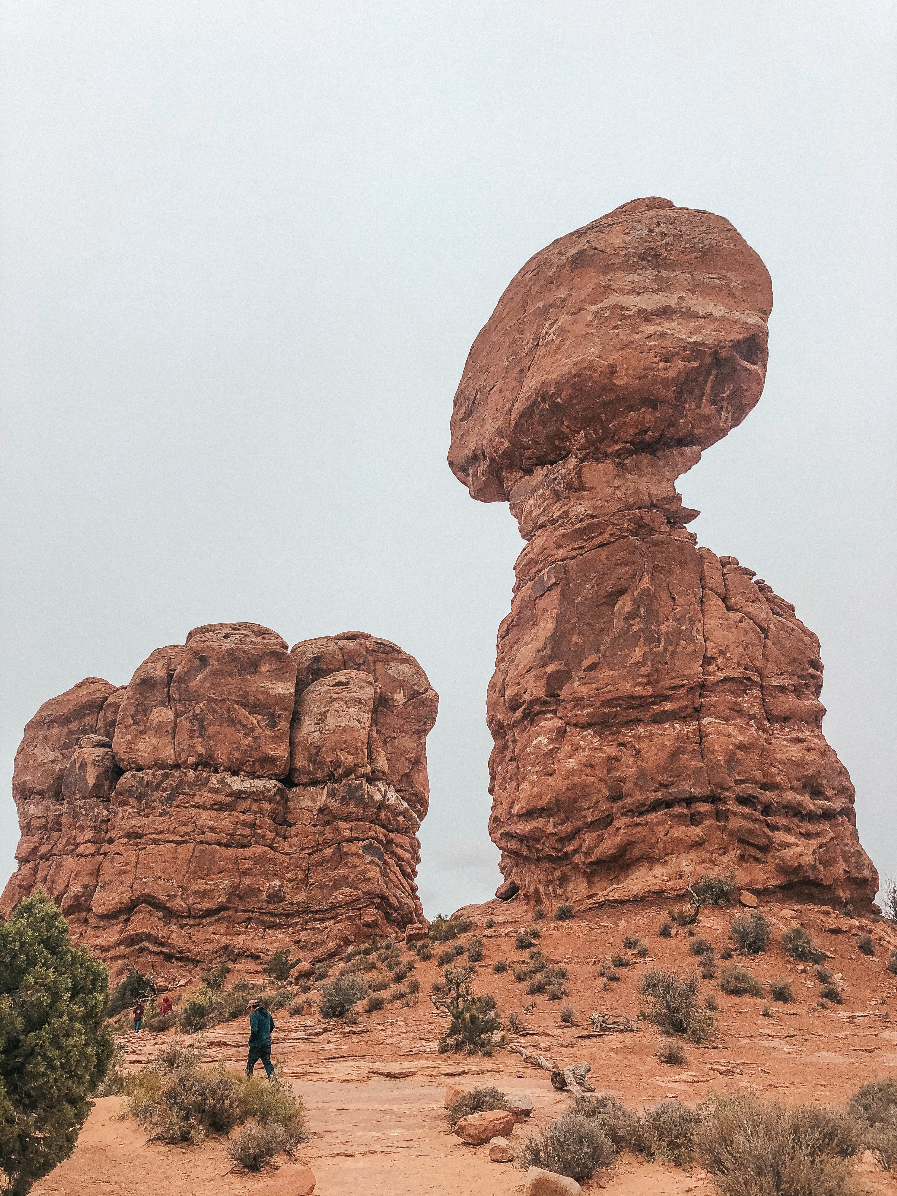 balancing rock in arches