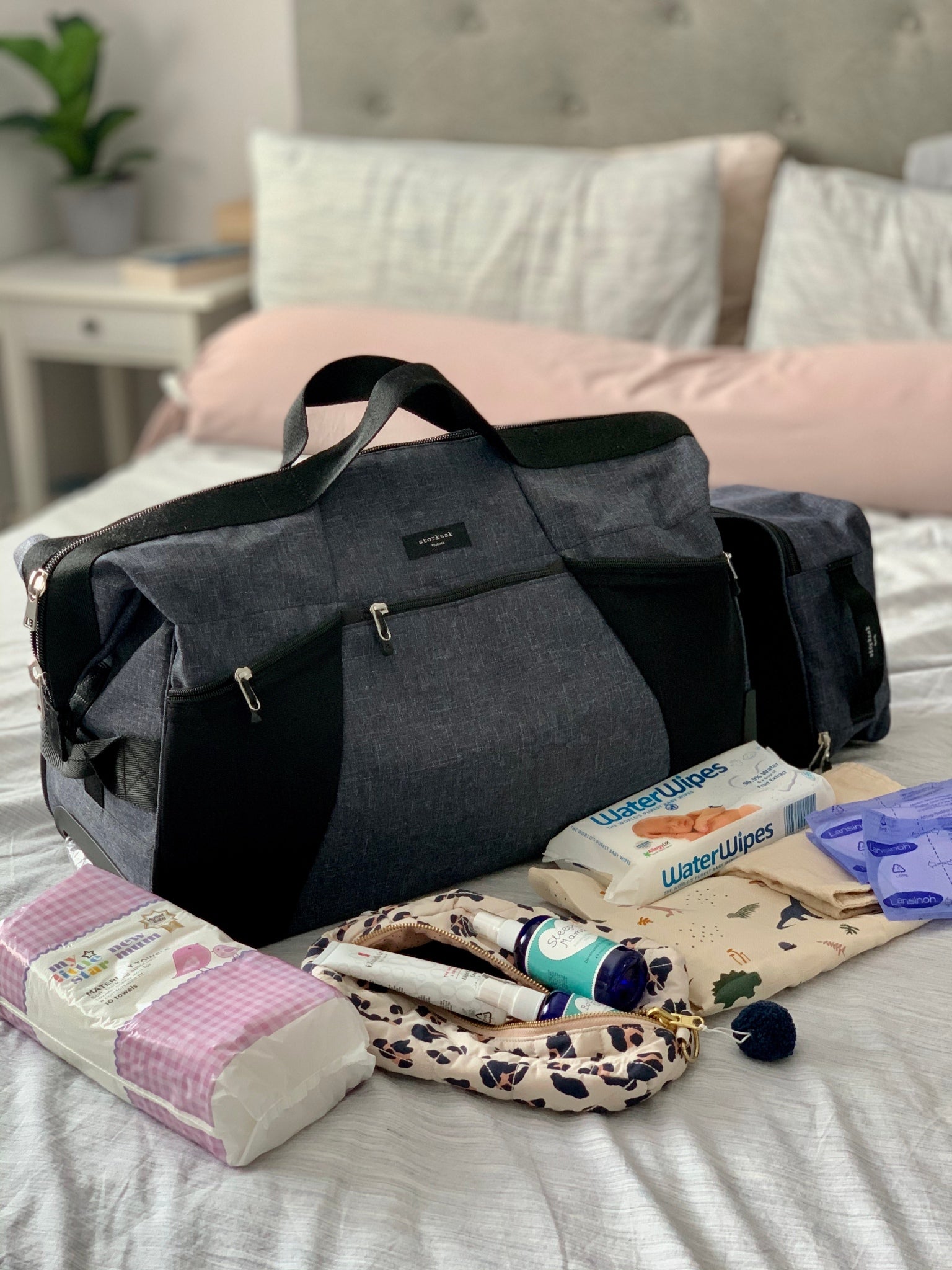 What's in my Hospital Bag - Southern Curls & Pearls