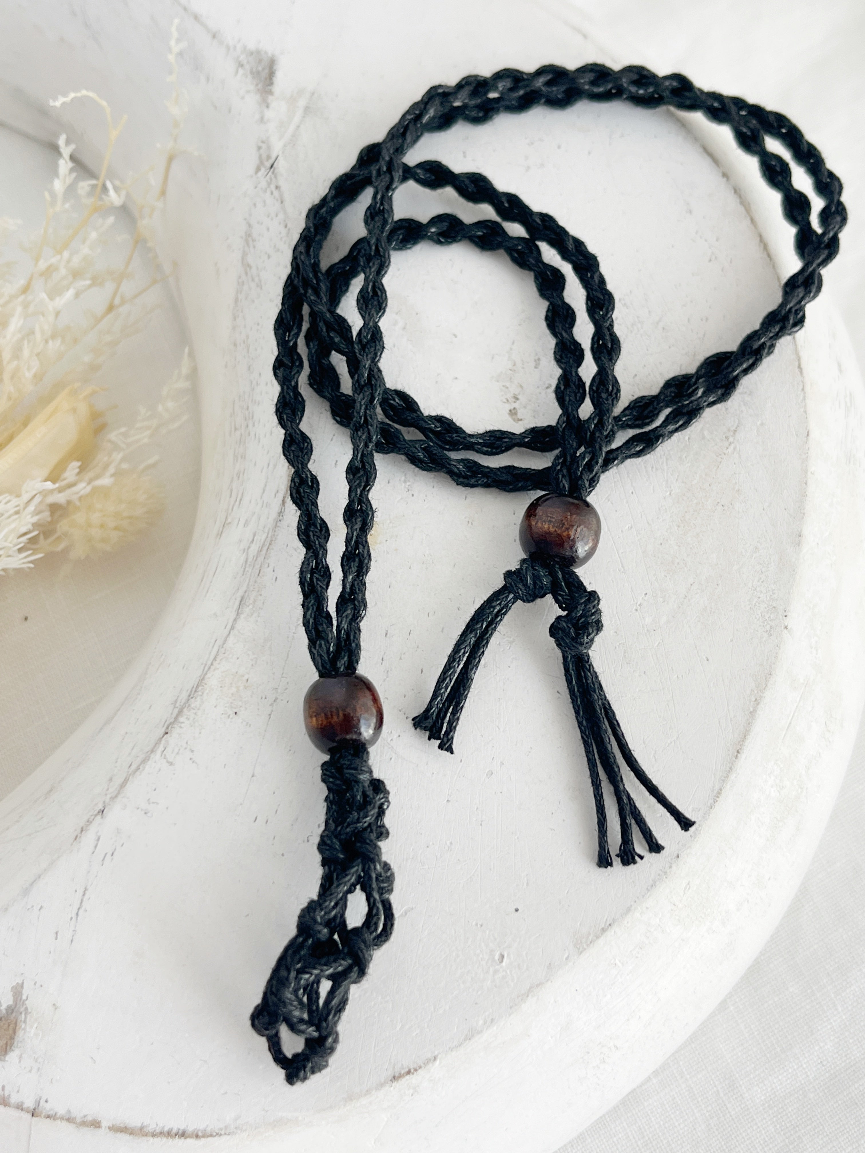 MACRAME NET NECKLACE || EMPTY