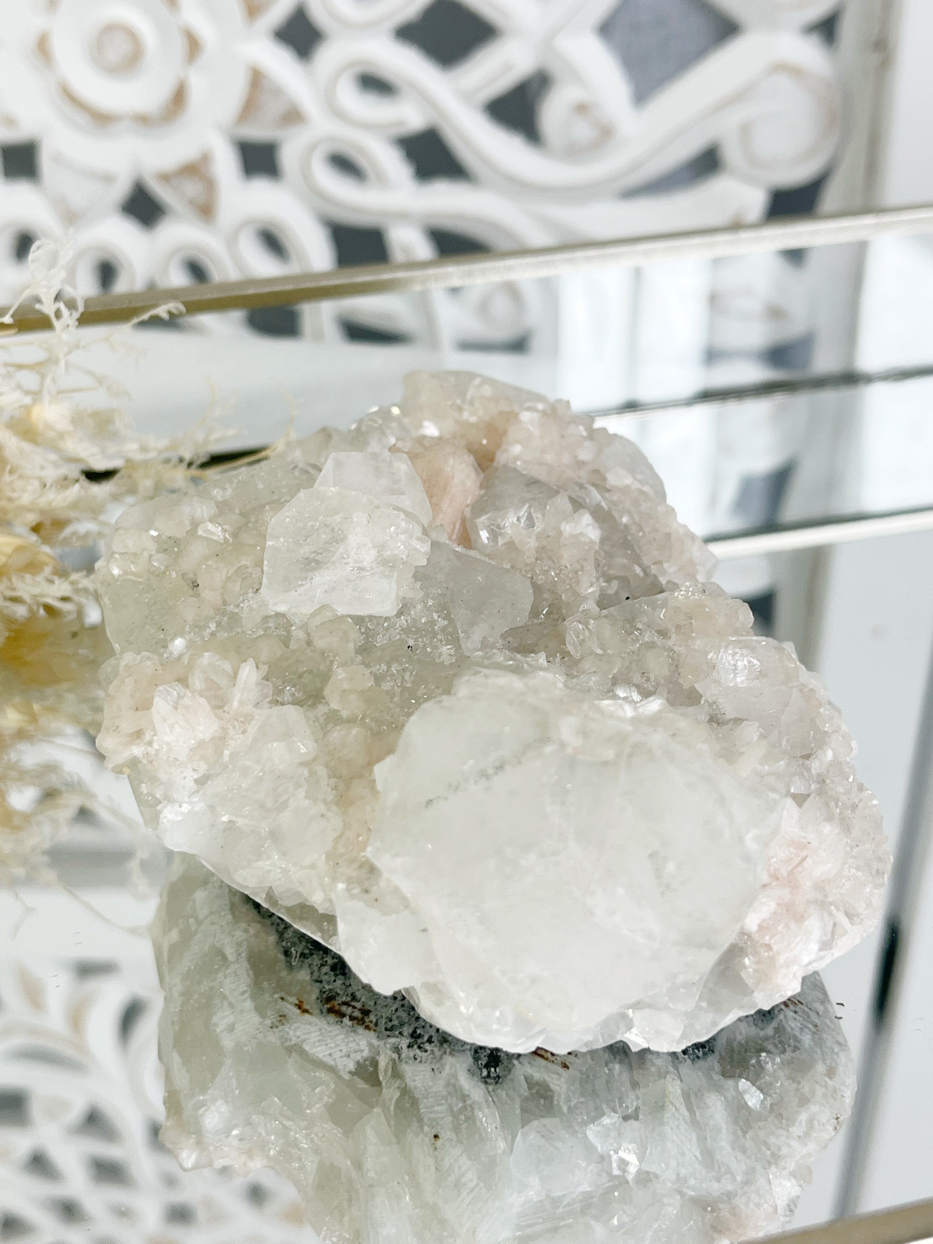 APOPHYLLITE + STILBITE CLUSTER || 20538