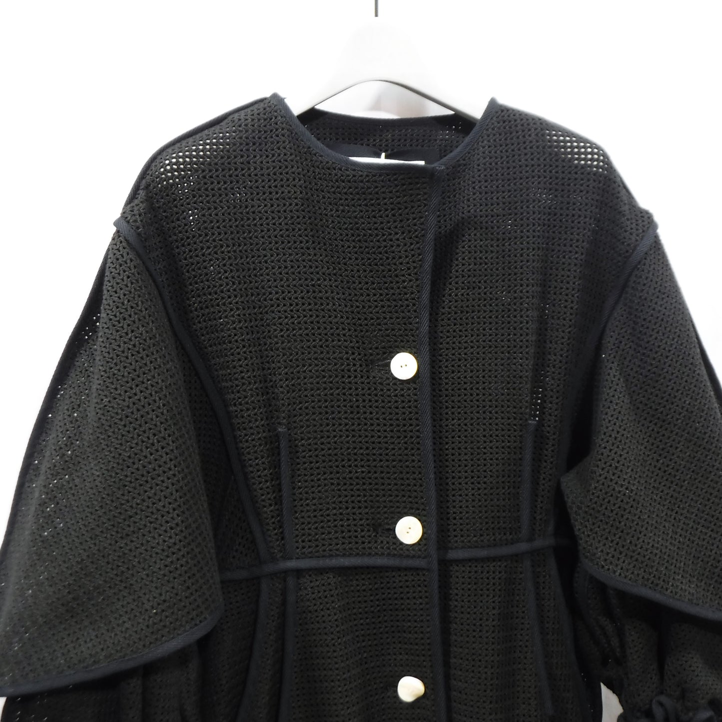 ＜YOHEI OHNO＞ LAYERED SLEEVE COTTON MESH COAT（BLACK）/  ＜ヨウヘイオオノ＞レイヤードスリーブコットンメッシュコート（ブラック）