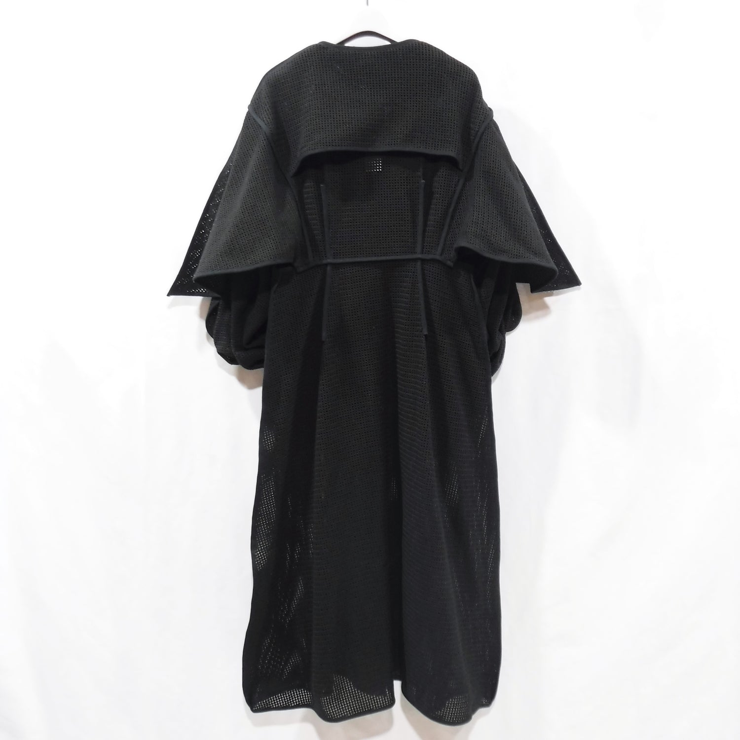 ＜YOHEI OHNO＞ LAYERED SLEEVE COTTON MESH COAT（BLACK）/  ＜ヨウヘイオオノ＞レイヤードスリーブコットンメッシュコート（ブラック）