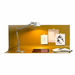 sfoglia gold desk by mogg