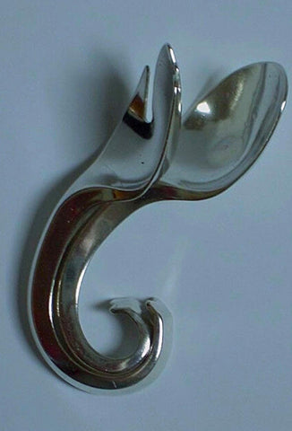 silver spoon in Metamorphose Spoons by Alexa Lixfeld