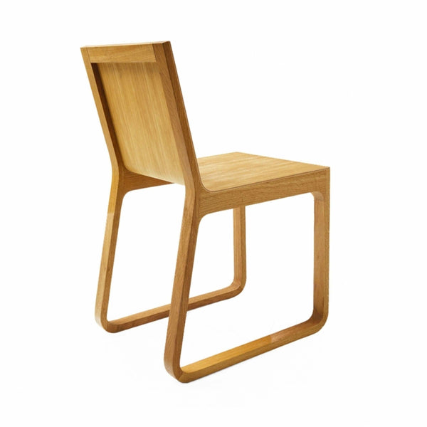 wood MUU chair in solid oak by Harri Koskinen designed for Montina and now for BBB Italia 2004 Compasso d’Oro award 
