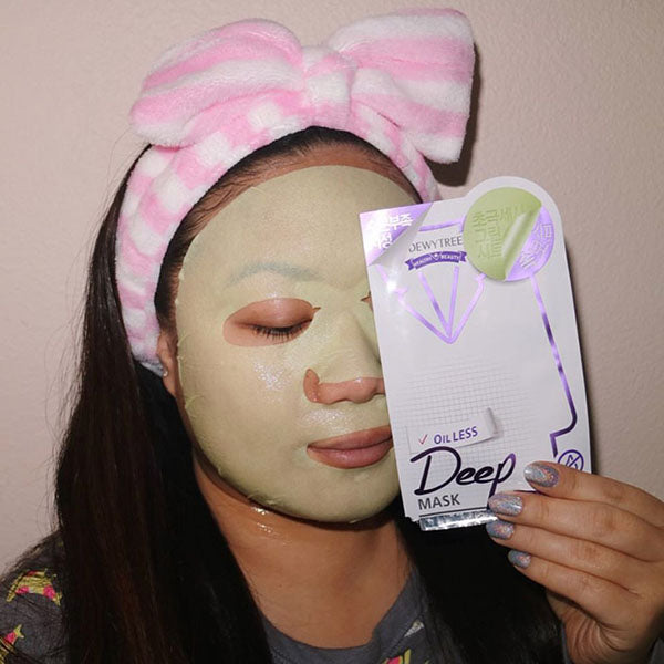 Dewytree Oilless Deep Aqua Mask wearing - M Review 74