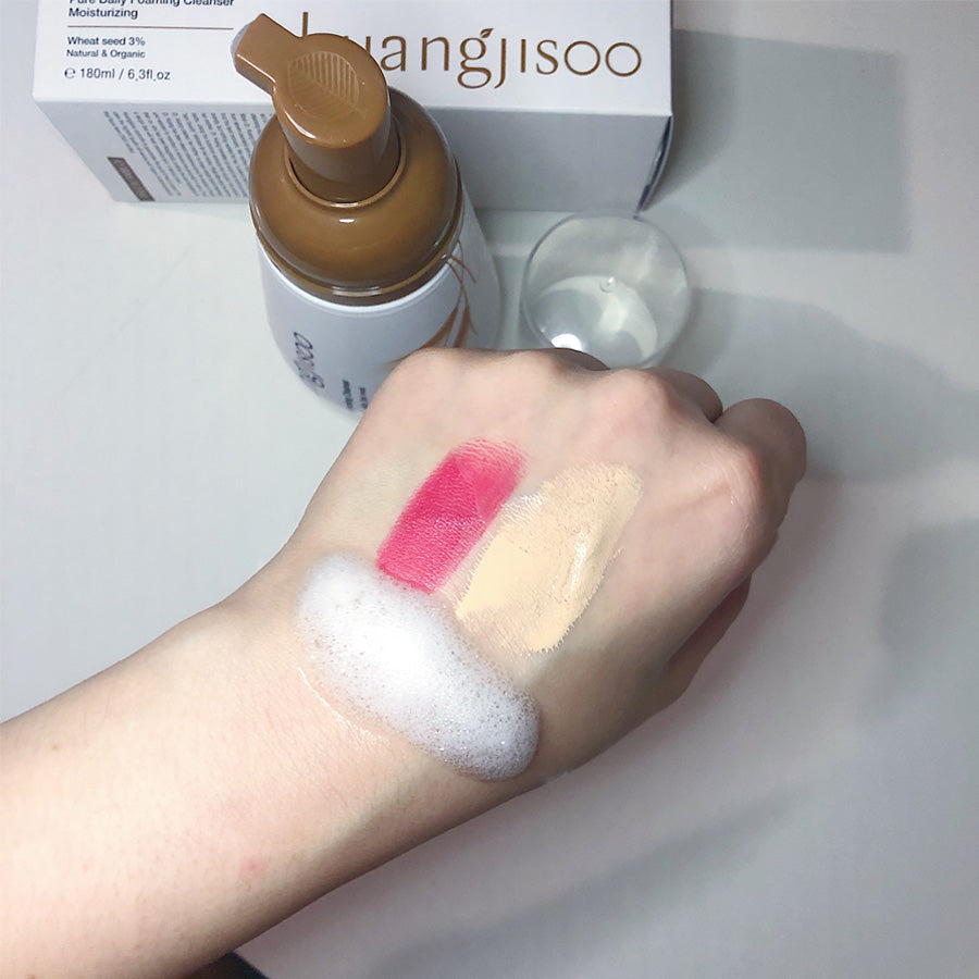 Huangjisoo Pure Daily Foaming Cleanser makeup - M Review 83