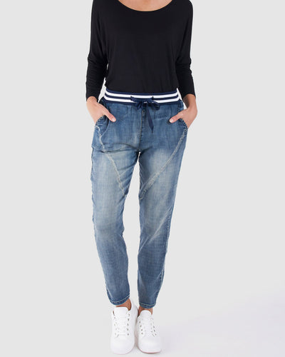 Evie Elastic Waist Jean