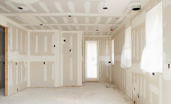 Dyrwall and Plasterboard in a house