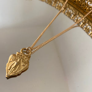 gucci knight pendant