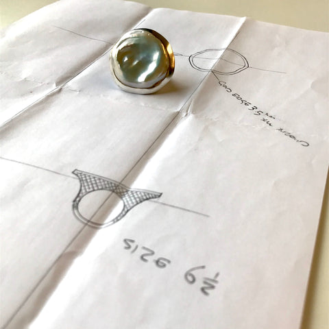 New York City–based jewelry designer Ray Griffiths recently made a unique custom pearl ring.