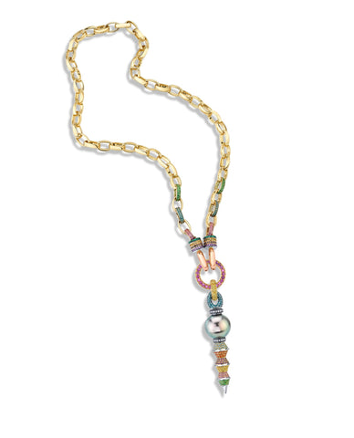 Rosa Van Parys took the Best Use of Color award as part of the American Gem Trade Association’s Spectrum & Cutting Edge Awards this year for the Links 3.5 necklace with the Zaha Tahitian pearl pendant and rainbow dagger.