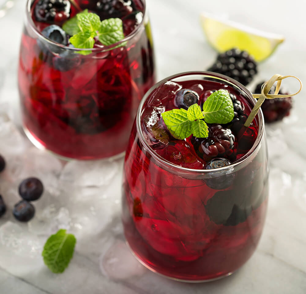 Recette de cocktails Sangria aux fruits rouges Louis Bourgon Brut