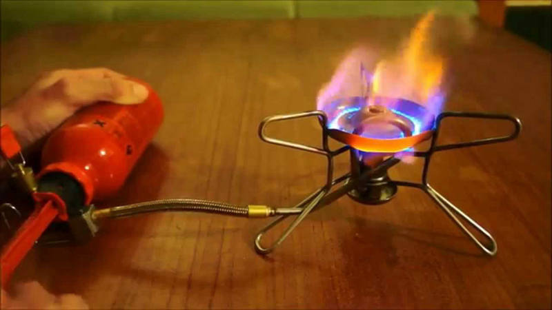 liquid-fuel outdoor camping stove