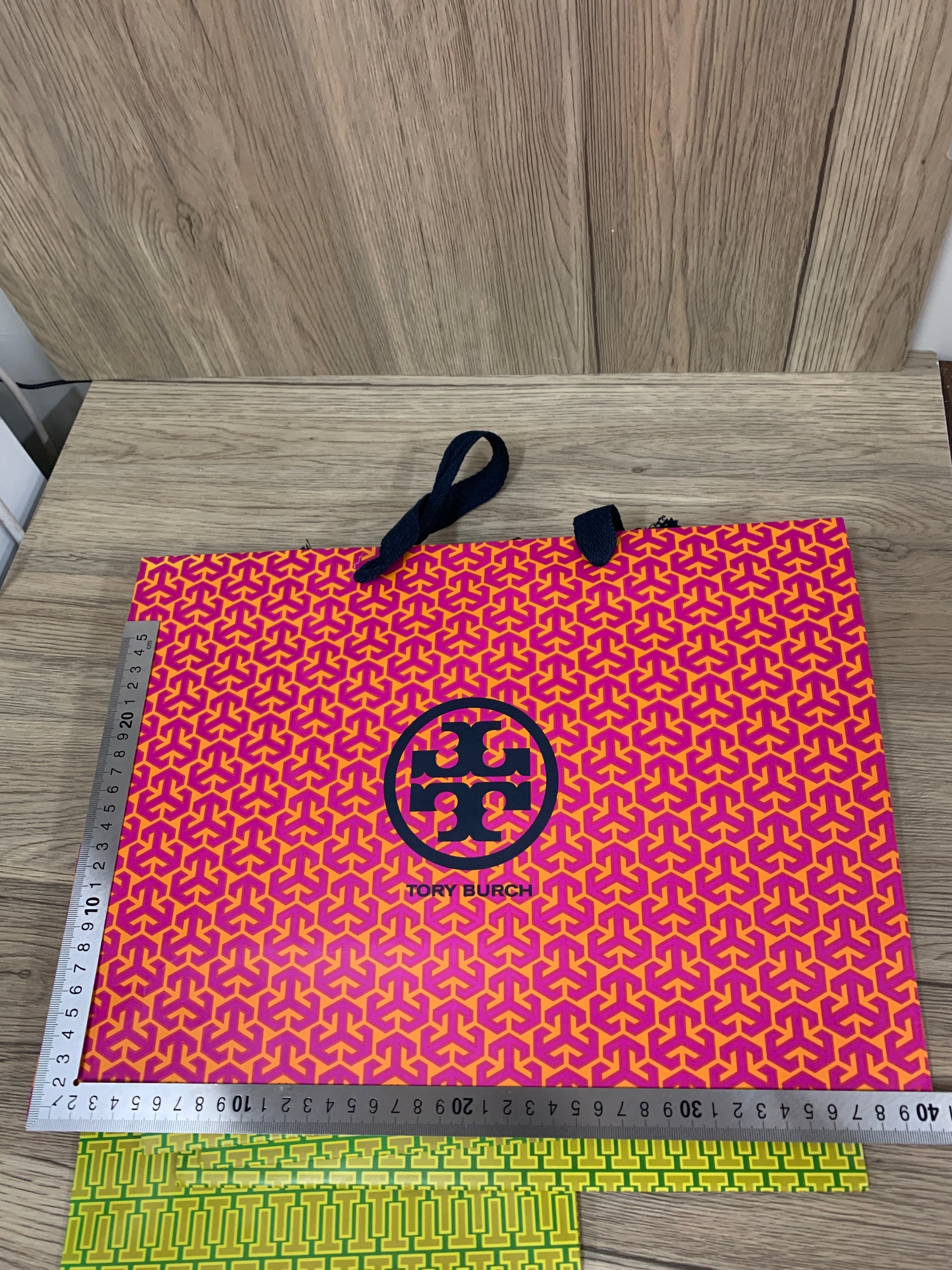 Authentic Tory Burch paper bag x 5 set for gift wallet cosmetic boot h –  Trendy Ground