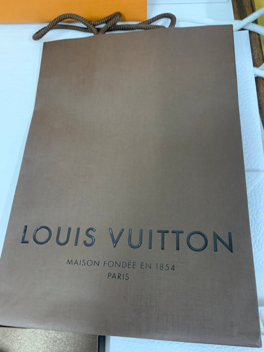 Authentic Louis Vuitton Vintage Paper Box Preowned Good Conditions