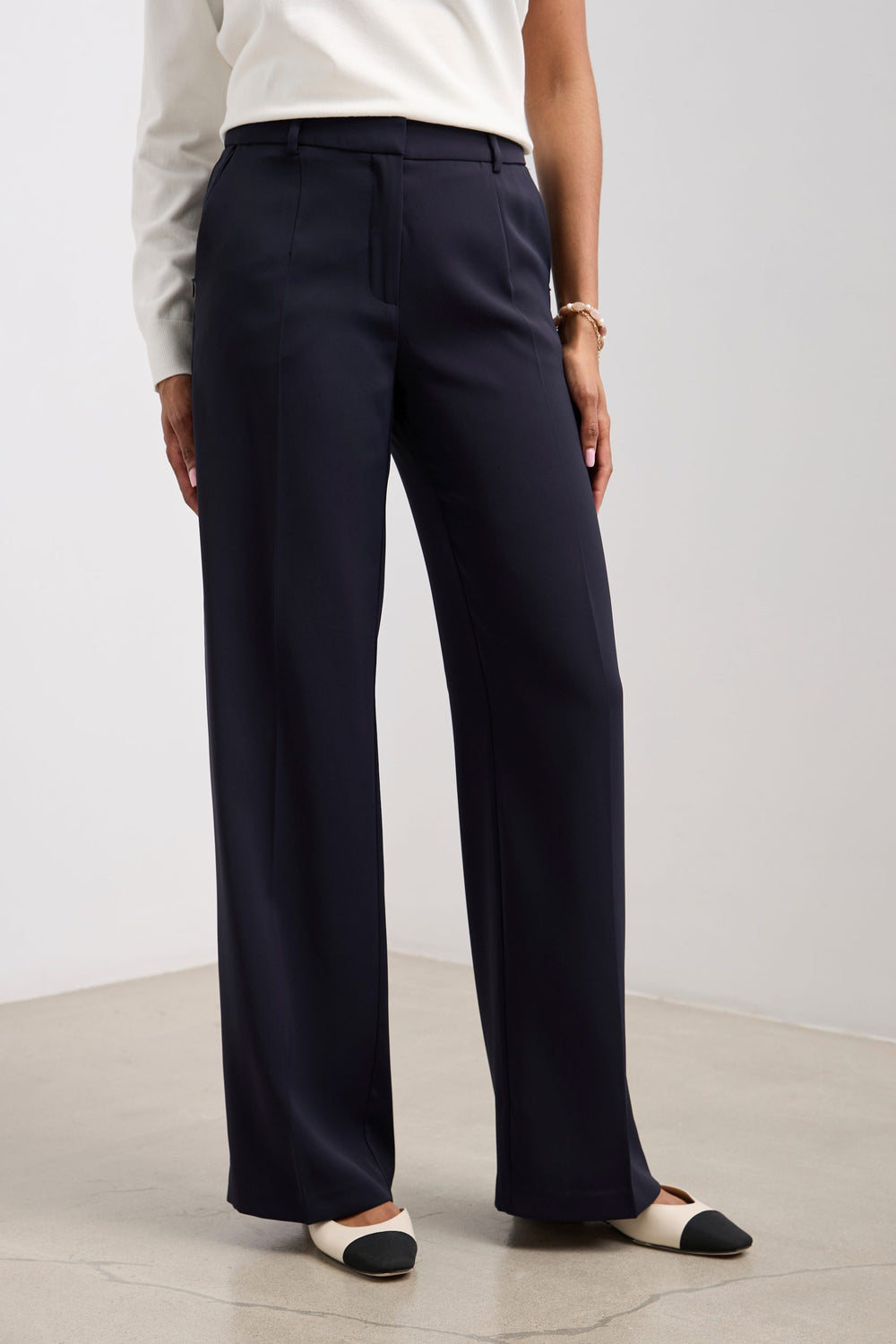 Bagatelle Faux Leather High Rise Wide Leg Cropped Pants In Bayleaf