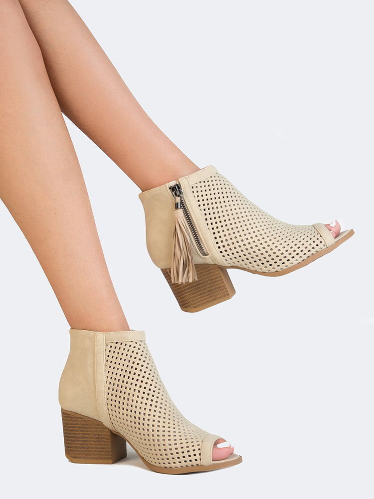 perforated booties peep toe