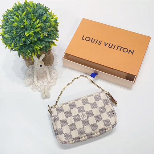 No.3366-Louis Vuitton Damier Ebene Trousse Pochette – Gallery Luxe