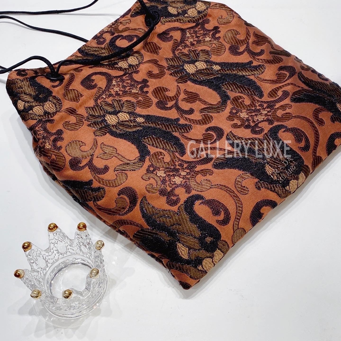  Embroidery Drawstring Bag – Gallery Luxe