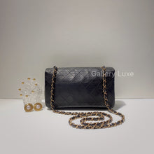 이미지를 갤러리 뷰어에 로드 , No.2609-Chanel Vintage Lambskin Flap Bag
