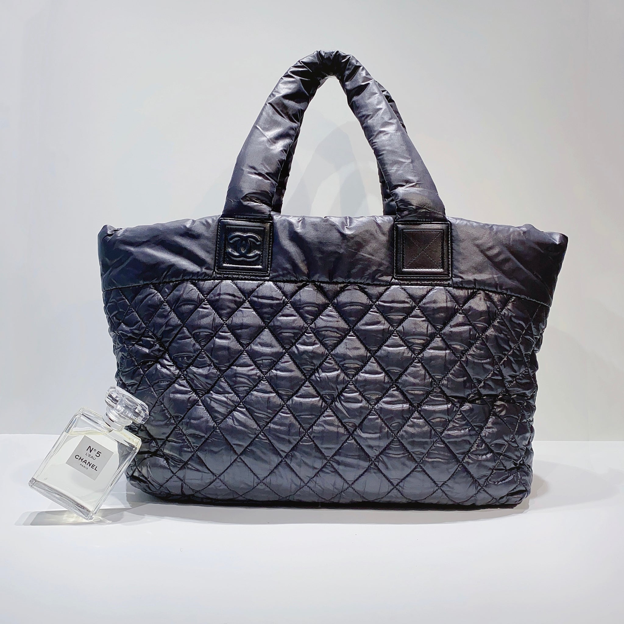  Nylon Coco Cocoon Tote Bag – Gallery Luxe