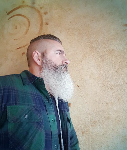 Travel Beard