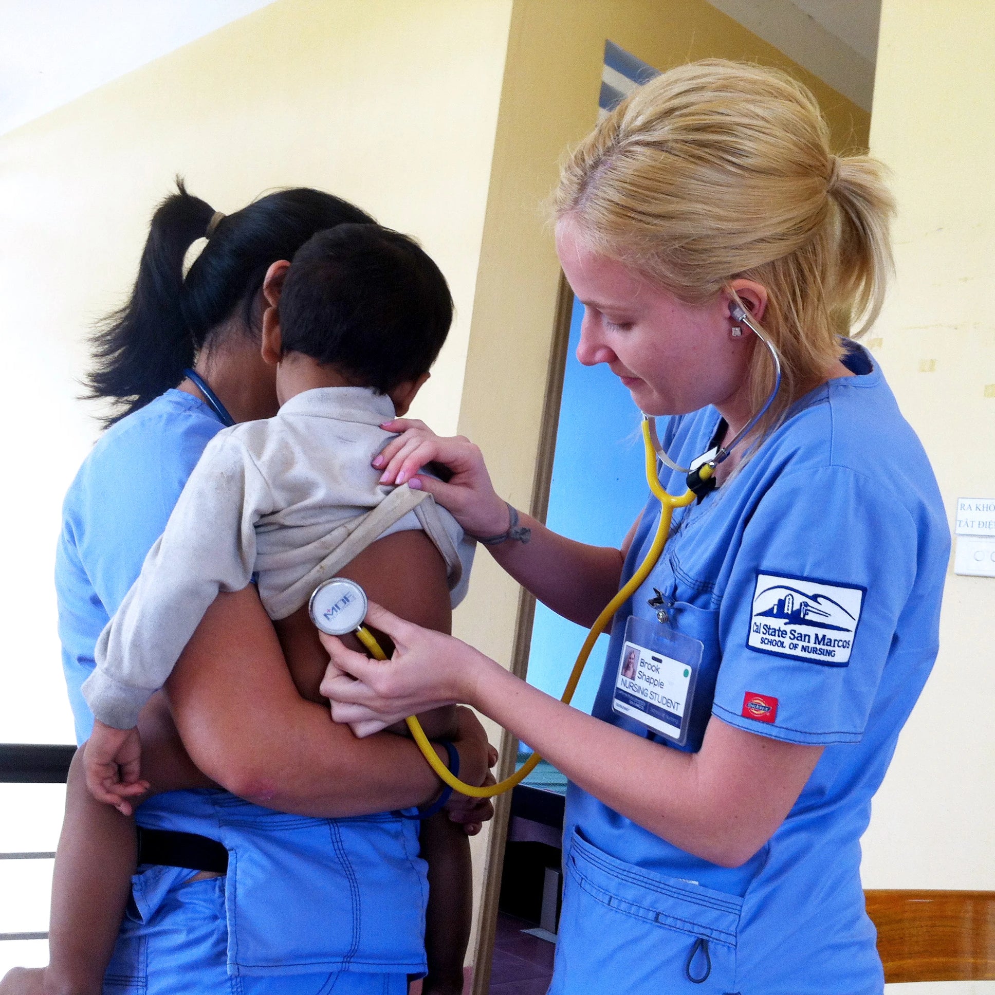 MDF Instruments donates stethoscopes