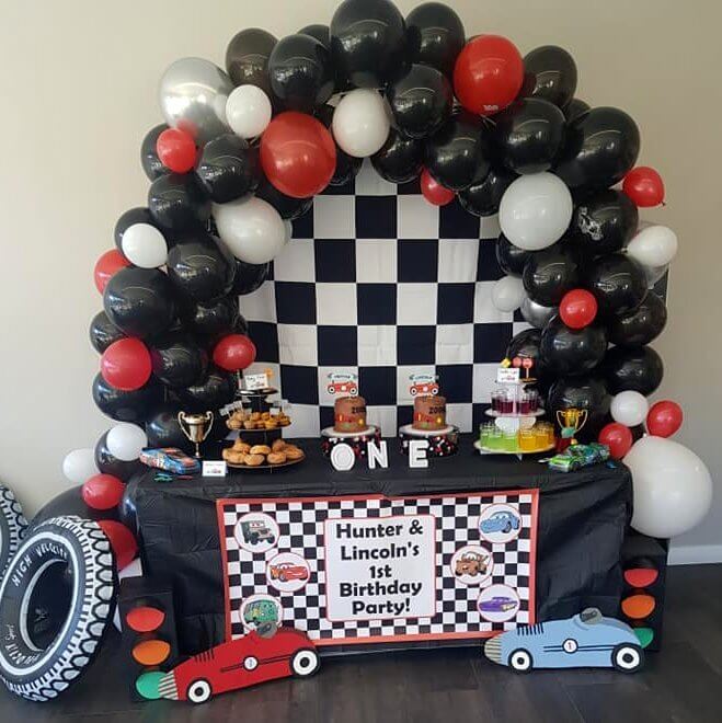 Amazing Cars Lightning McQueen Party