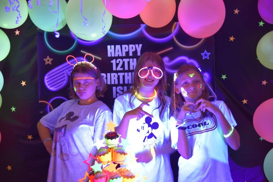 Glow in the dark  Neon birthday party, Glow birthday party ideas