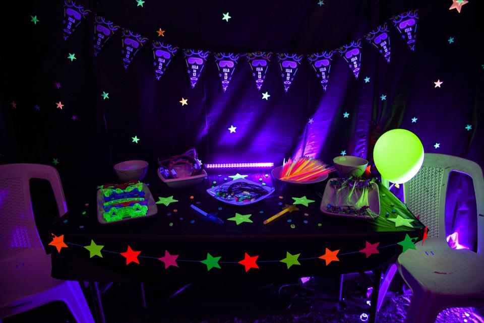 Isla's Fun Neon Glow in the Dark Party: Ideas & Inspiration