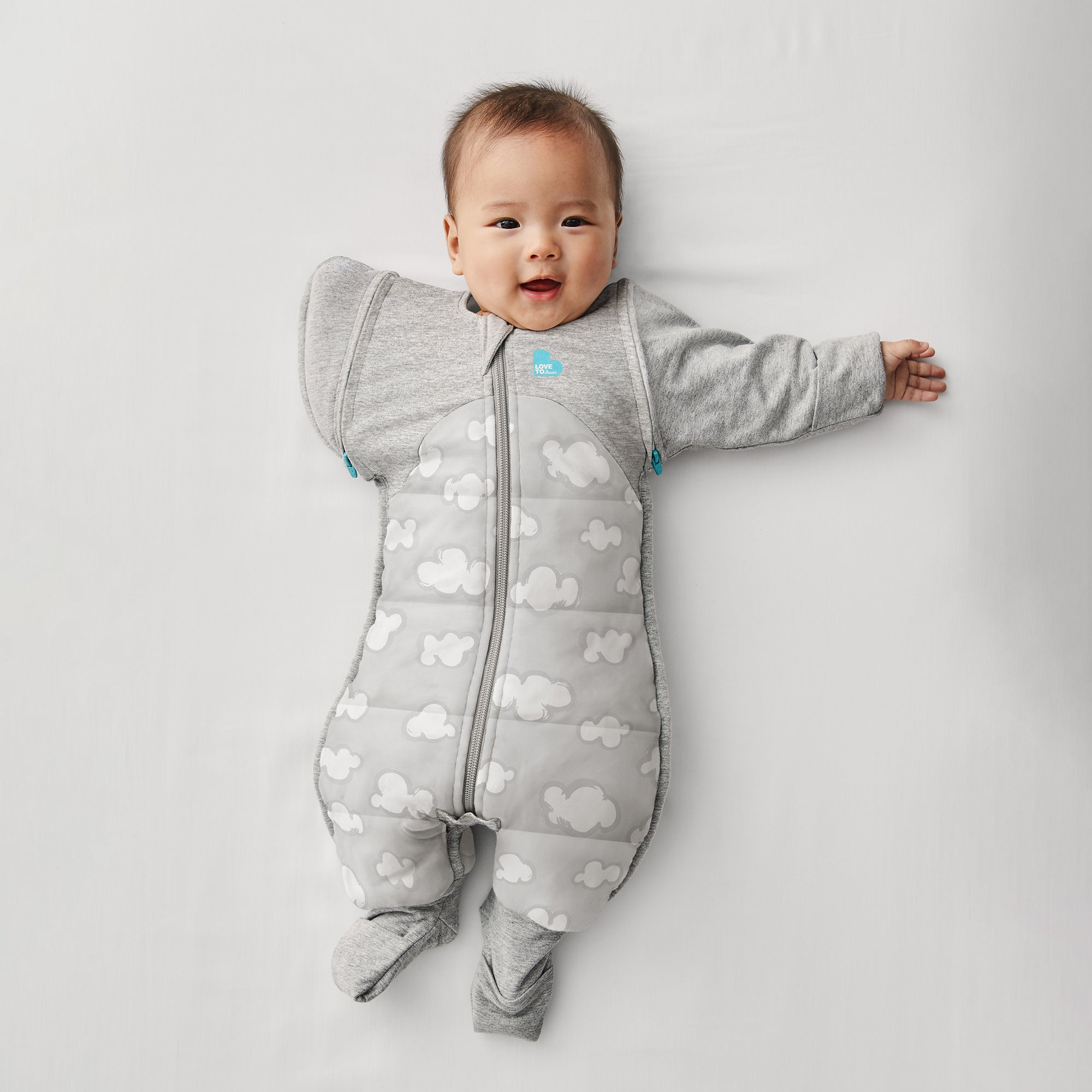 Sleep suit cloud print 2.5 tog. Happy baby.