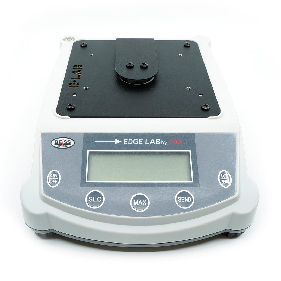 Demonstrating Edge-On-Up Edge Sharpness Tester 