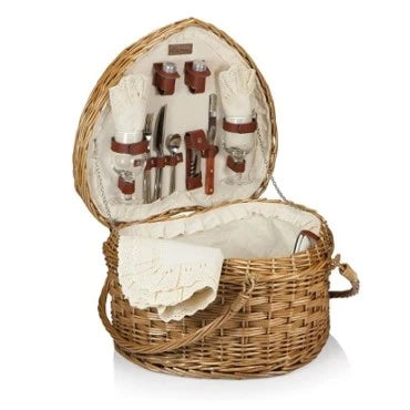 11-wedding-gift-ideas-for-bride-picnic-basket