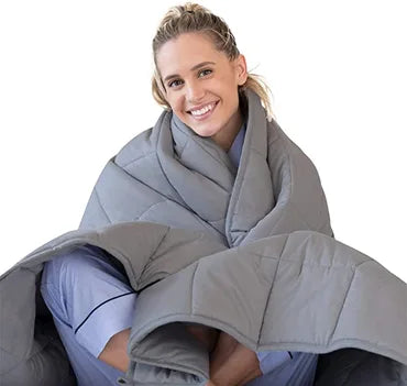 15-gifts-for-boyfriends-parents-adult-weighted-blanket