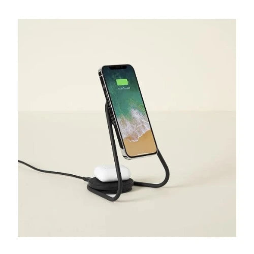 22-18th-birthday-gift-ideas-for-girls-charging-stand