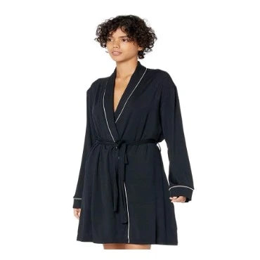 3-gifts-for-new-moms-womens-robe