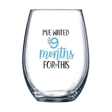 32-pregnancy-gift-basket-wine-glass