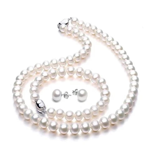 35-60th-birthday-gift-ideas-for-women-pearl-necklace