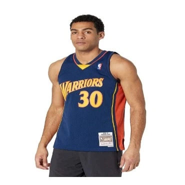 4-basketball-gift -ideas-jersey-warriors